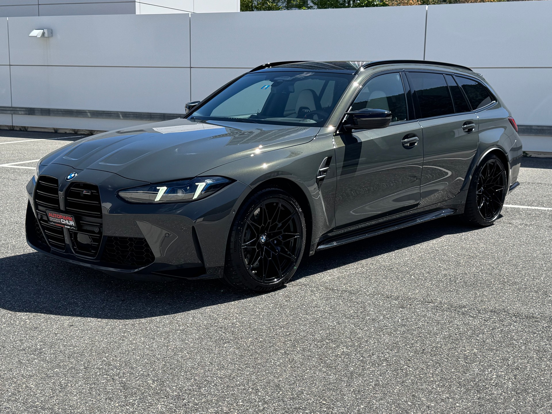 BMW M3 Touring xDrive Competition M-image-1