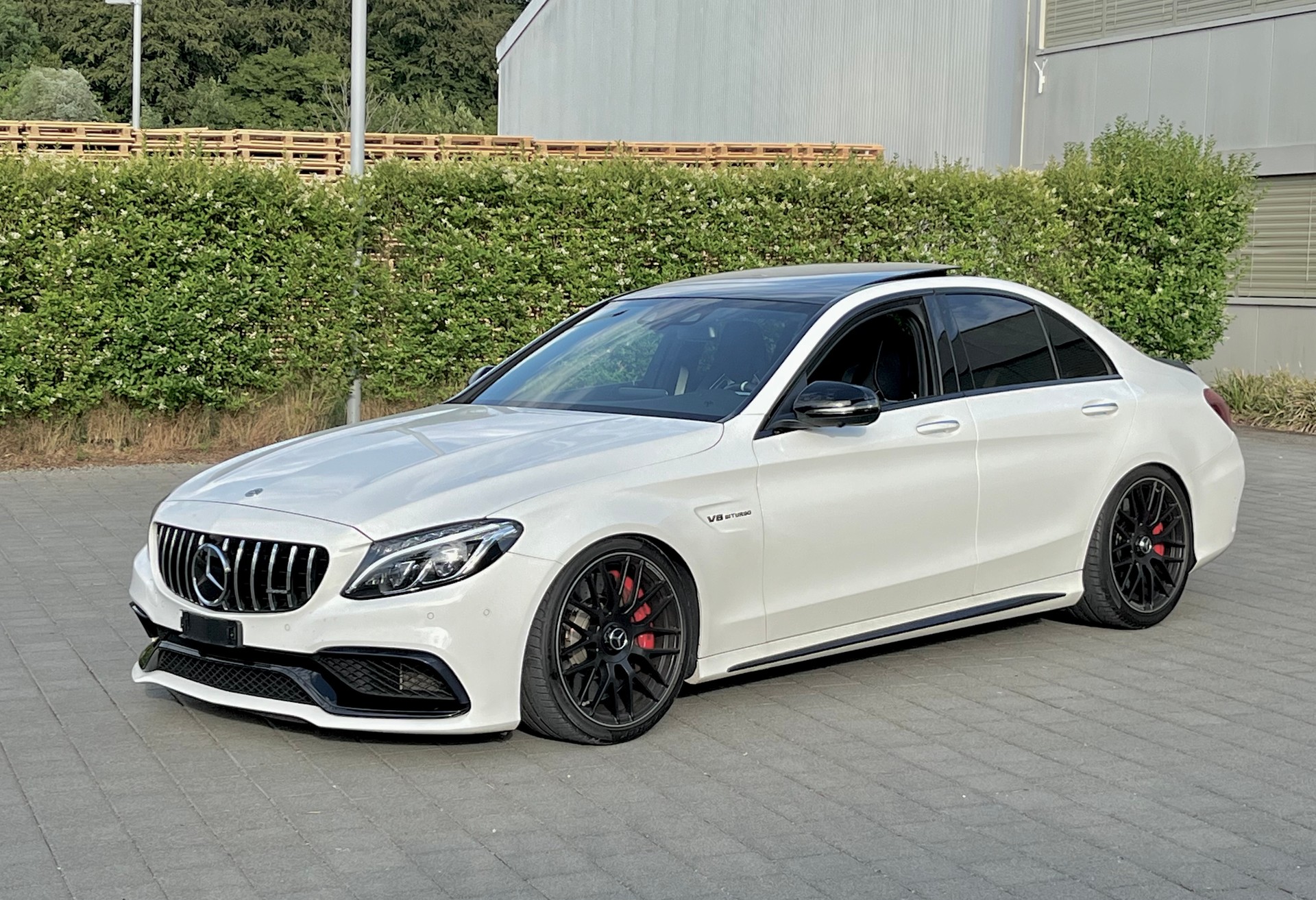 MERCEDES-BENZ C 63 S AMG-image-4