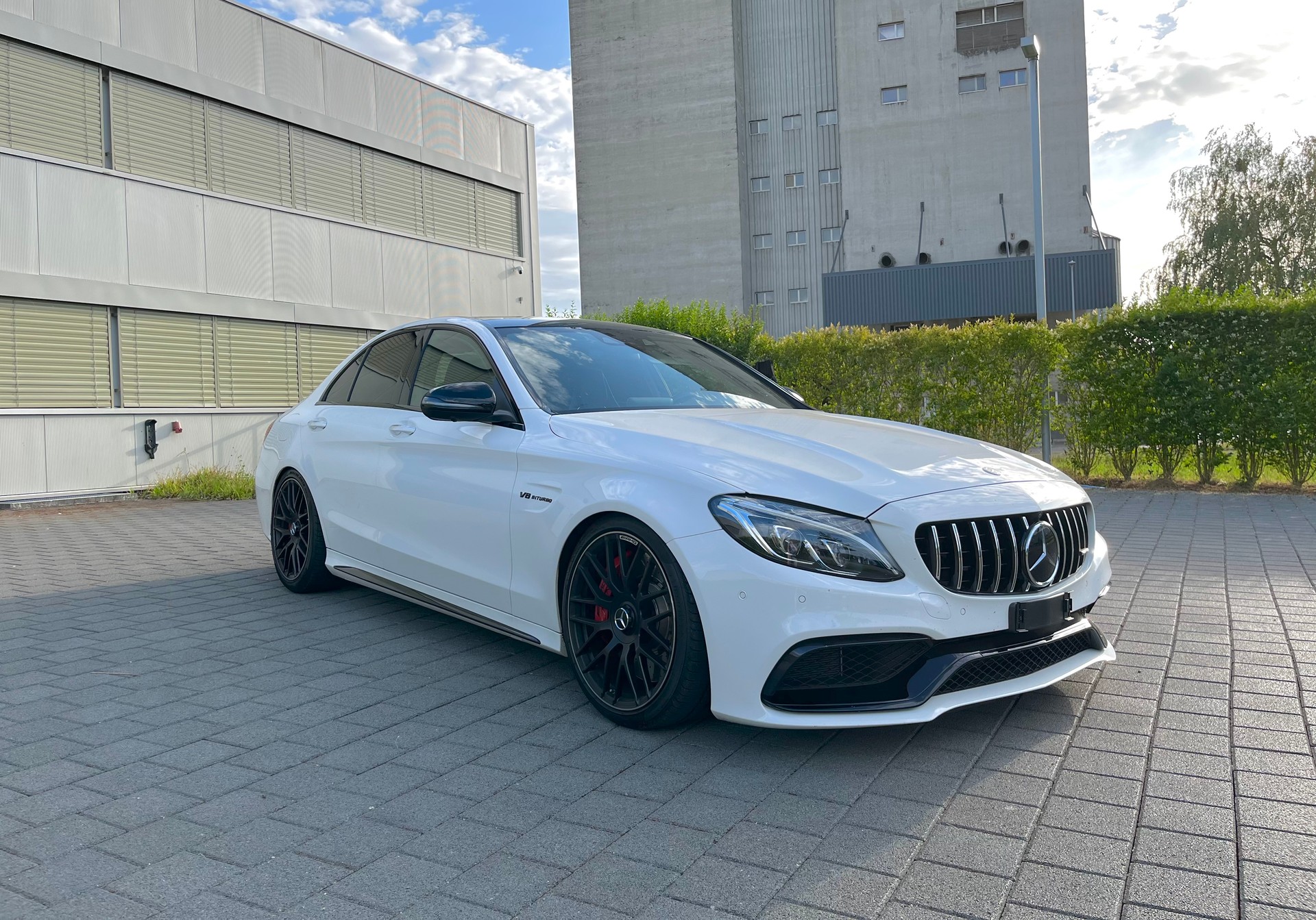 MERCEDES-BENZ C 63 S AMG-image-5