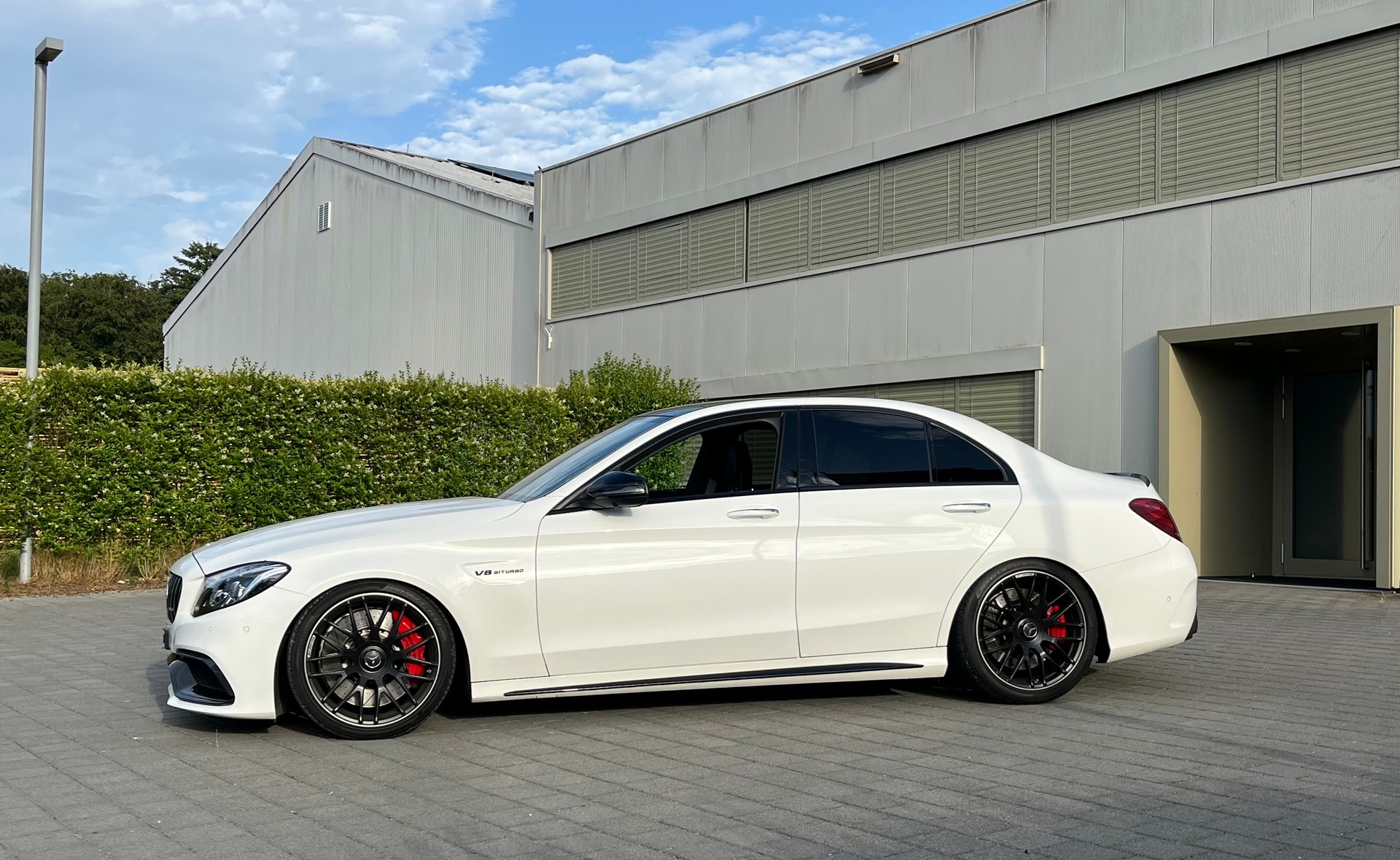 MERCEDES-BENZ C 63 S AMG-image-2