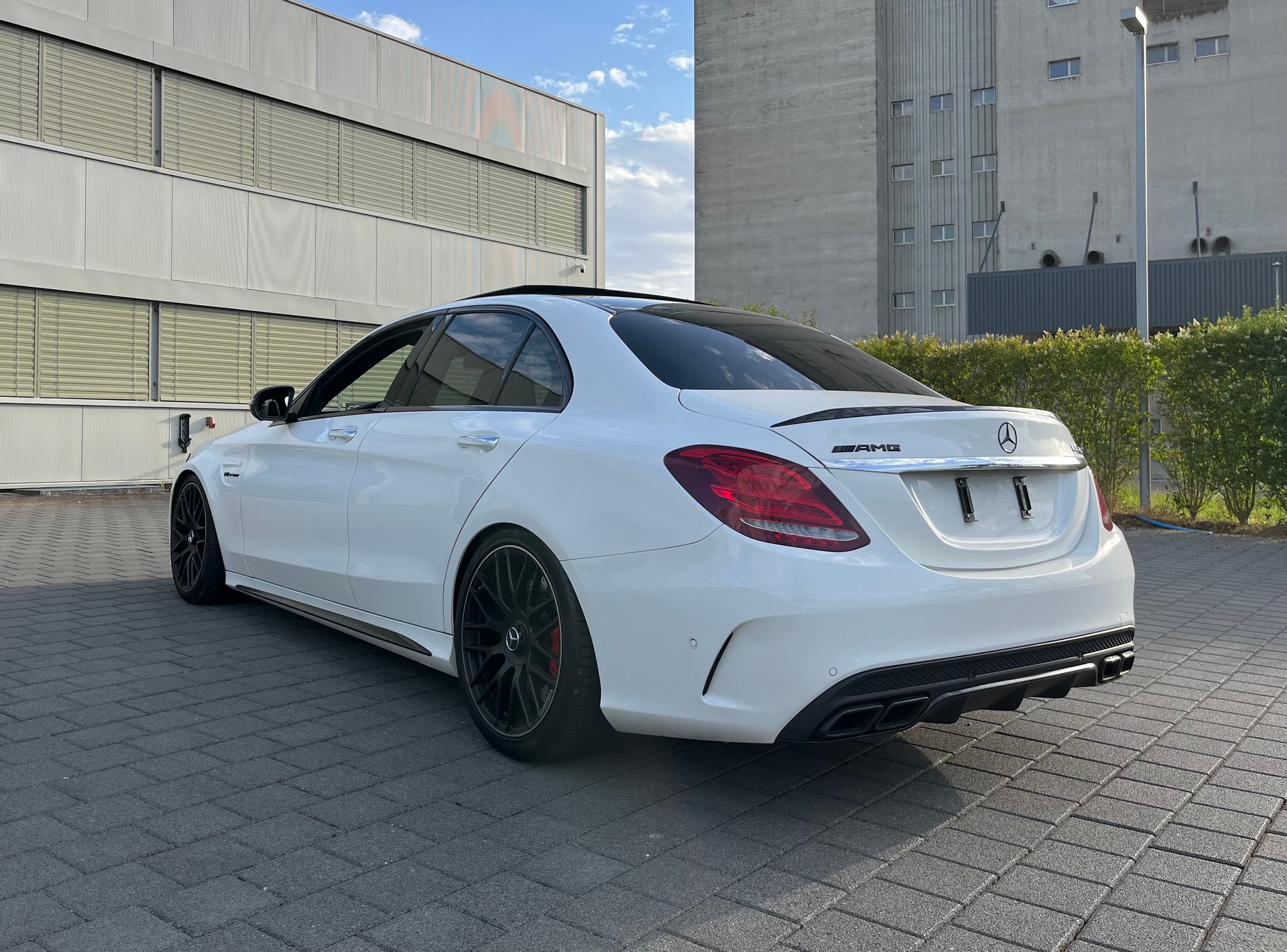 MERCEDES-BENZ C 63 S AMG-image-8