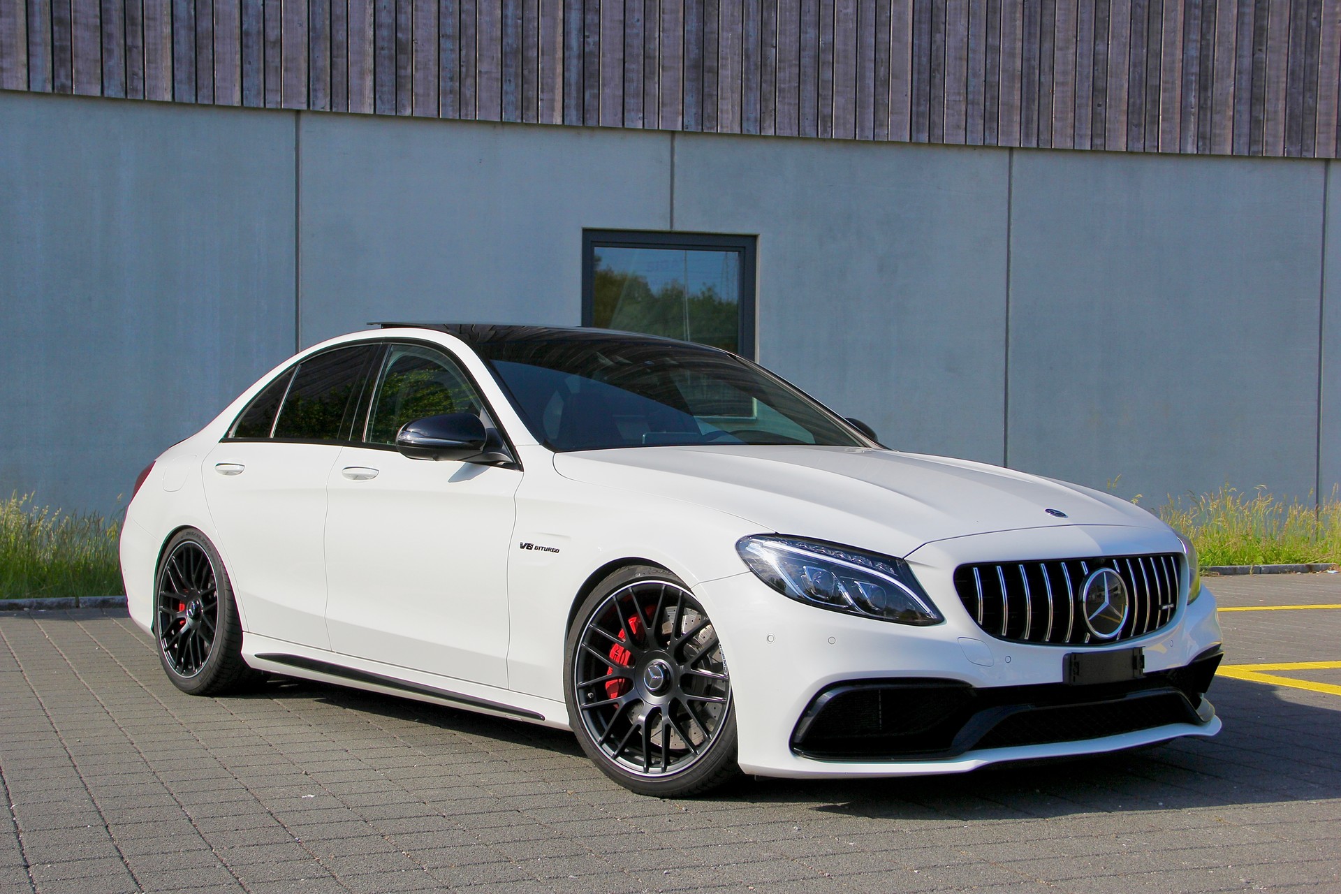 MERCEDES-BENZ C 63 S AMG-image-0