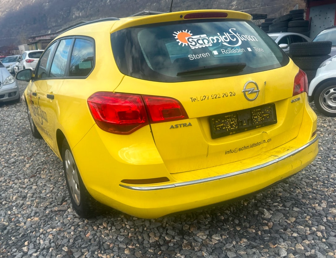 OPEL Astra SportsTourer 1.7 CDTi ecoFLEX Active Edition-image-8