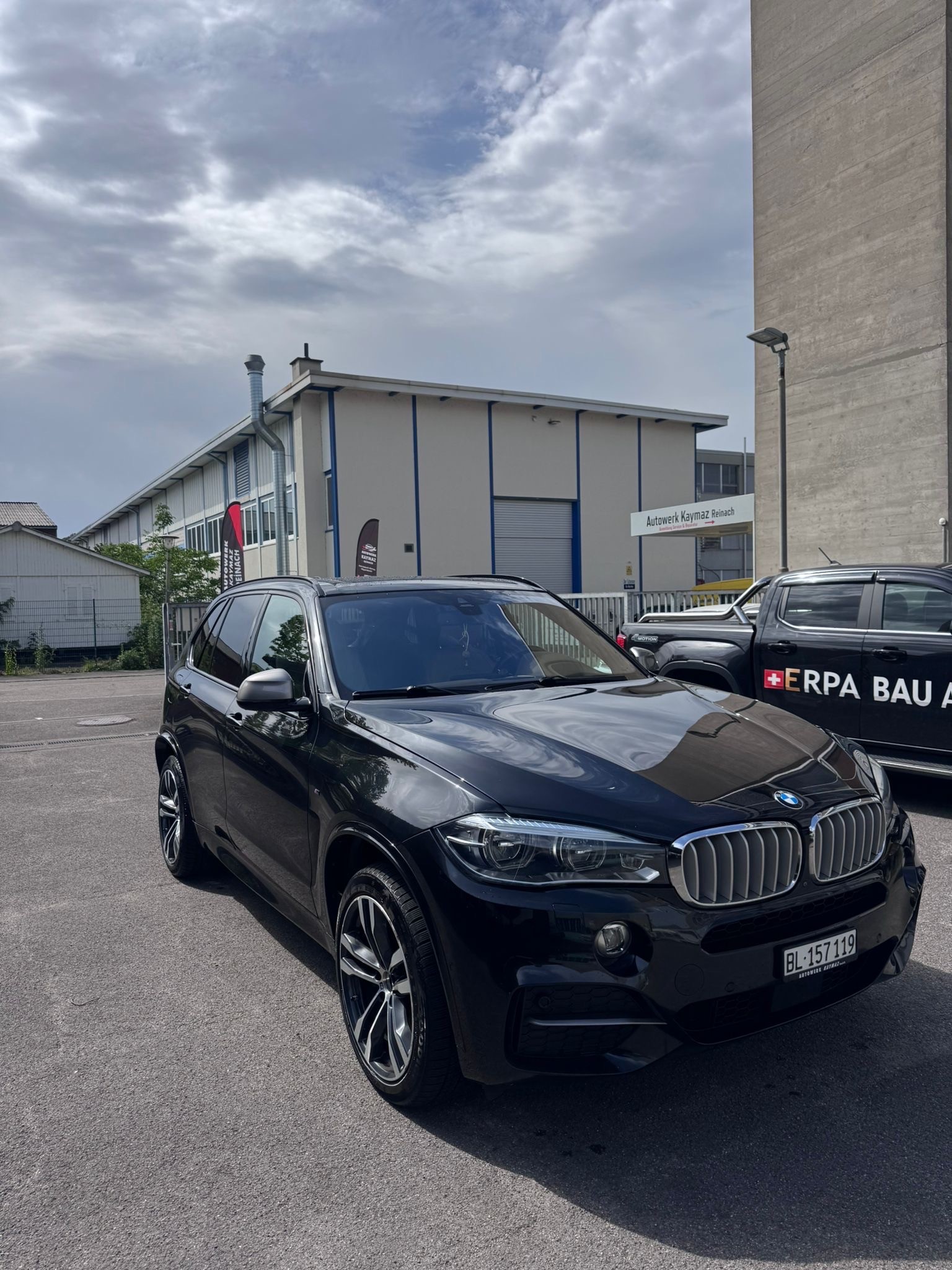 BMW X5 xDrive M50d Steptronic-image-2