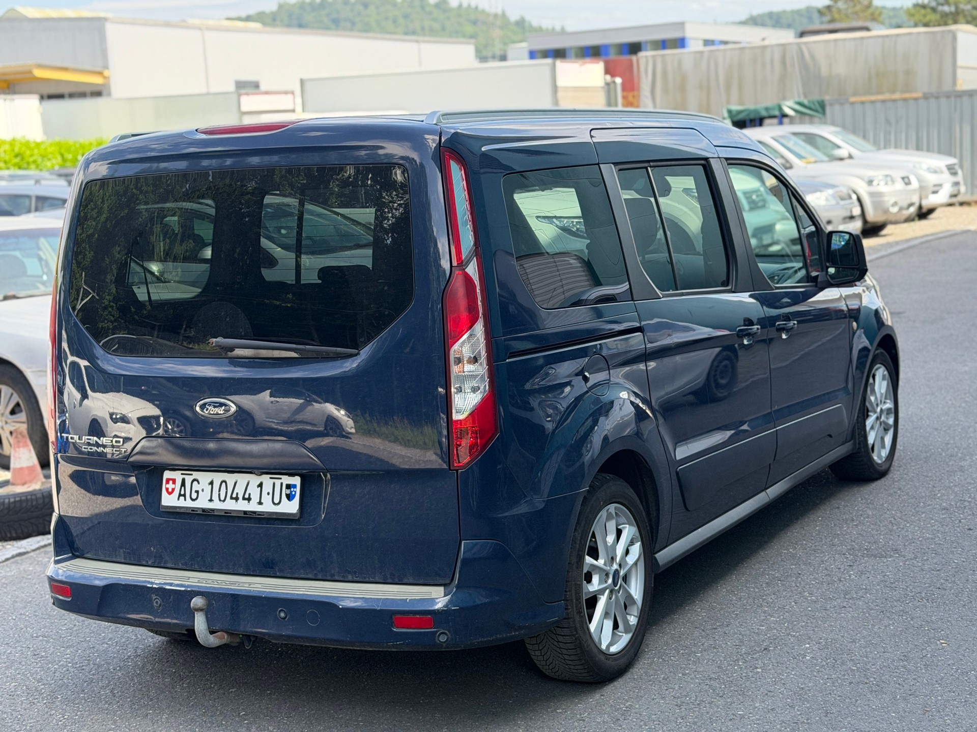 FORD Grand Tourneo Connect 1.5 TDCi Trend-image-3