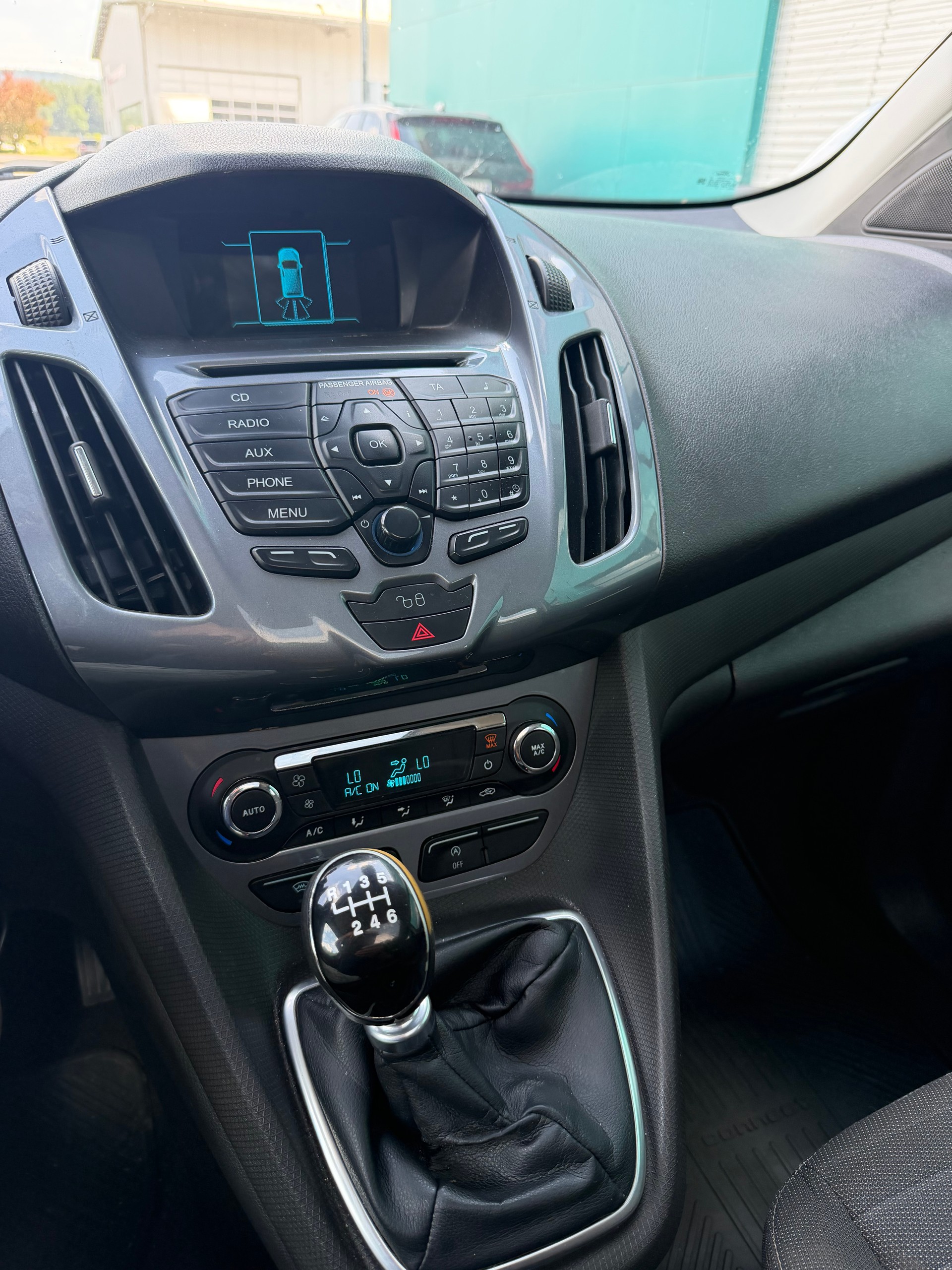 FORD Grand Tourneo Connect 1.5 TDCi Trend-image-6