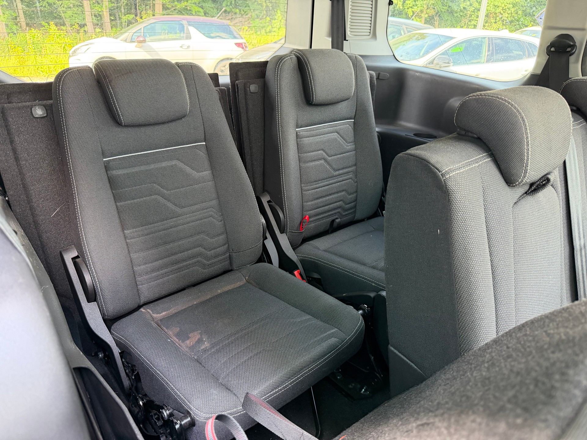 FORD Grand Tourneo Connect 1.5 TDCi Trend-image-11