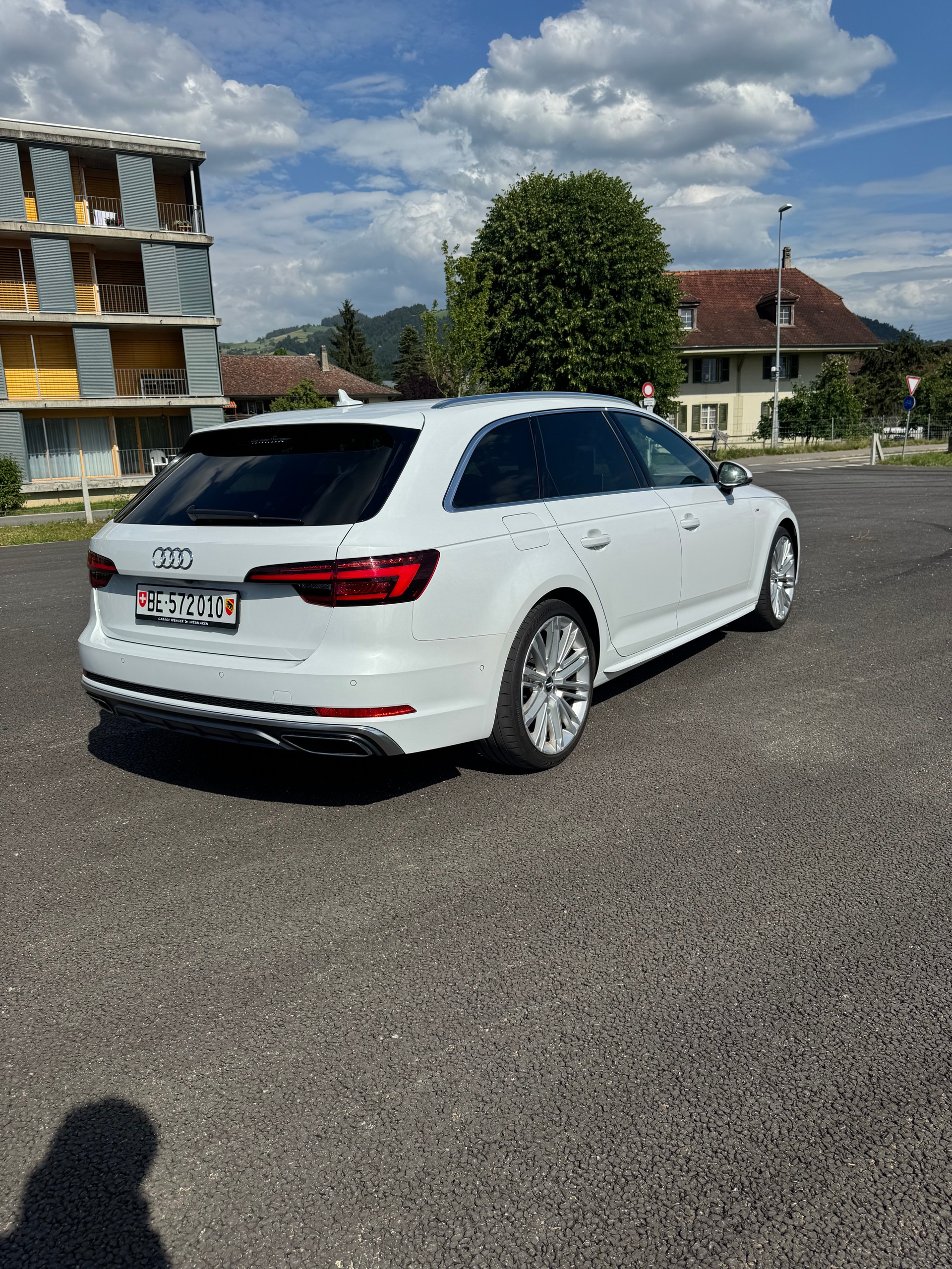 AUDI A4 S Line Quattro-image-2