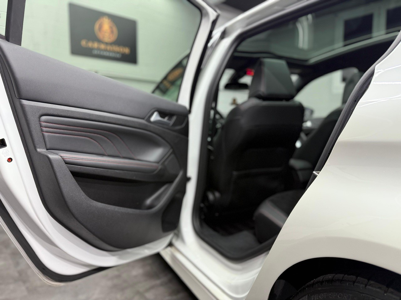 PEUGEOT 308 2.0 BlueHDI GT EAT8 | Facelift | GT | CH-Fahrzeug | AKTIONSPREIS !!!-image-15