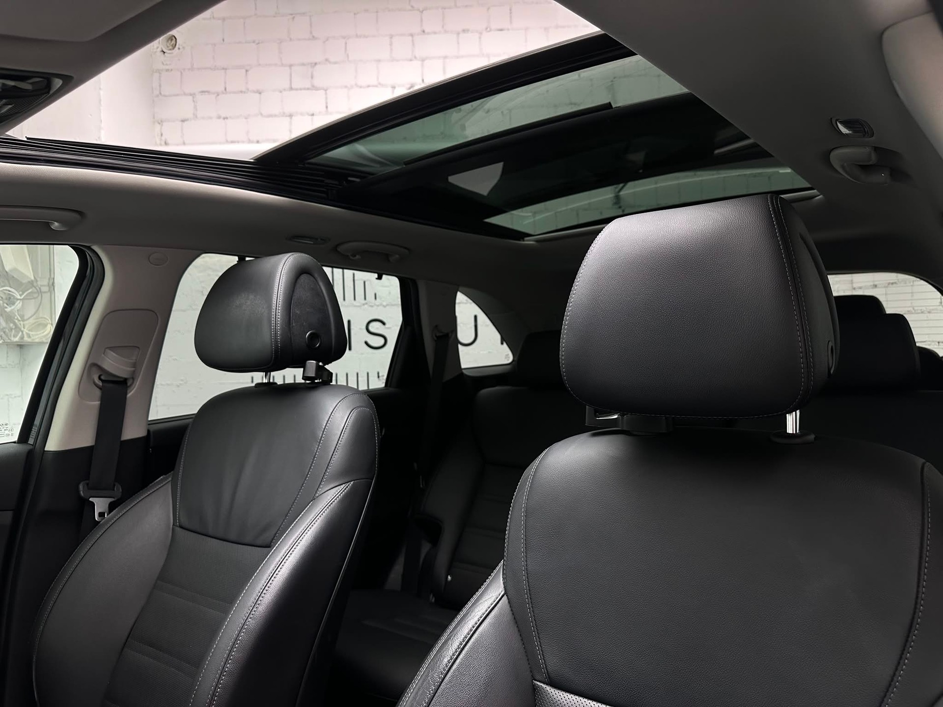 KIA Sorento 2.2 CRDI Style 7P. Automatic-image-22