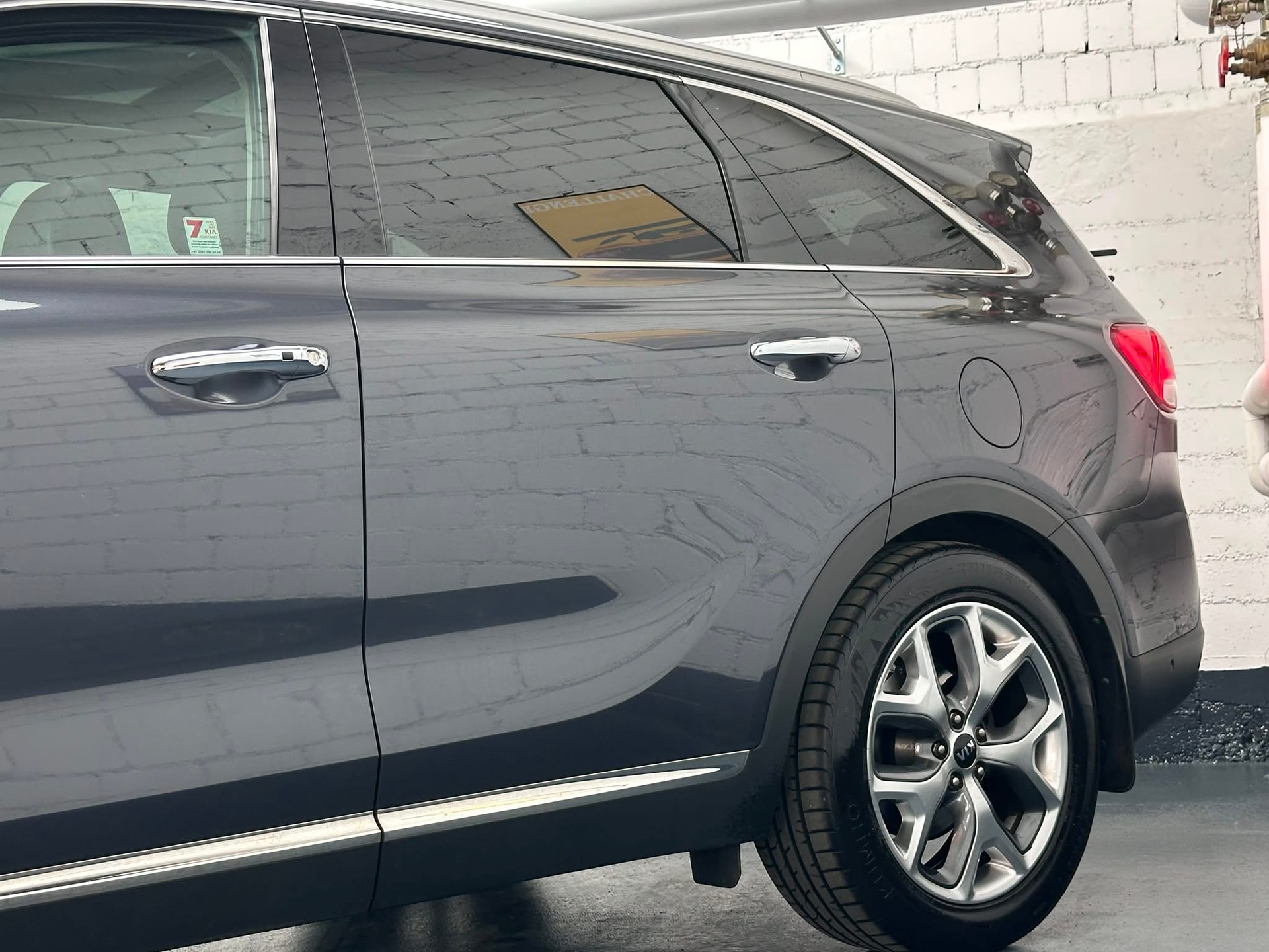 KIA Sorento 2.2 CRDI Style 7P. Automatic-image-18