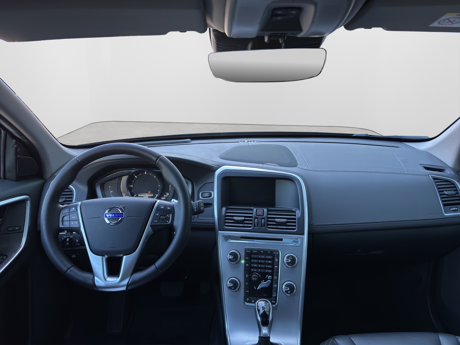 VOLVO XC60 2.4 D5 Summum AWD S/S-image-6