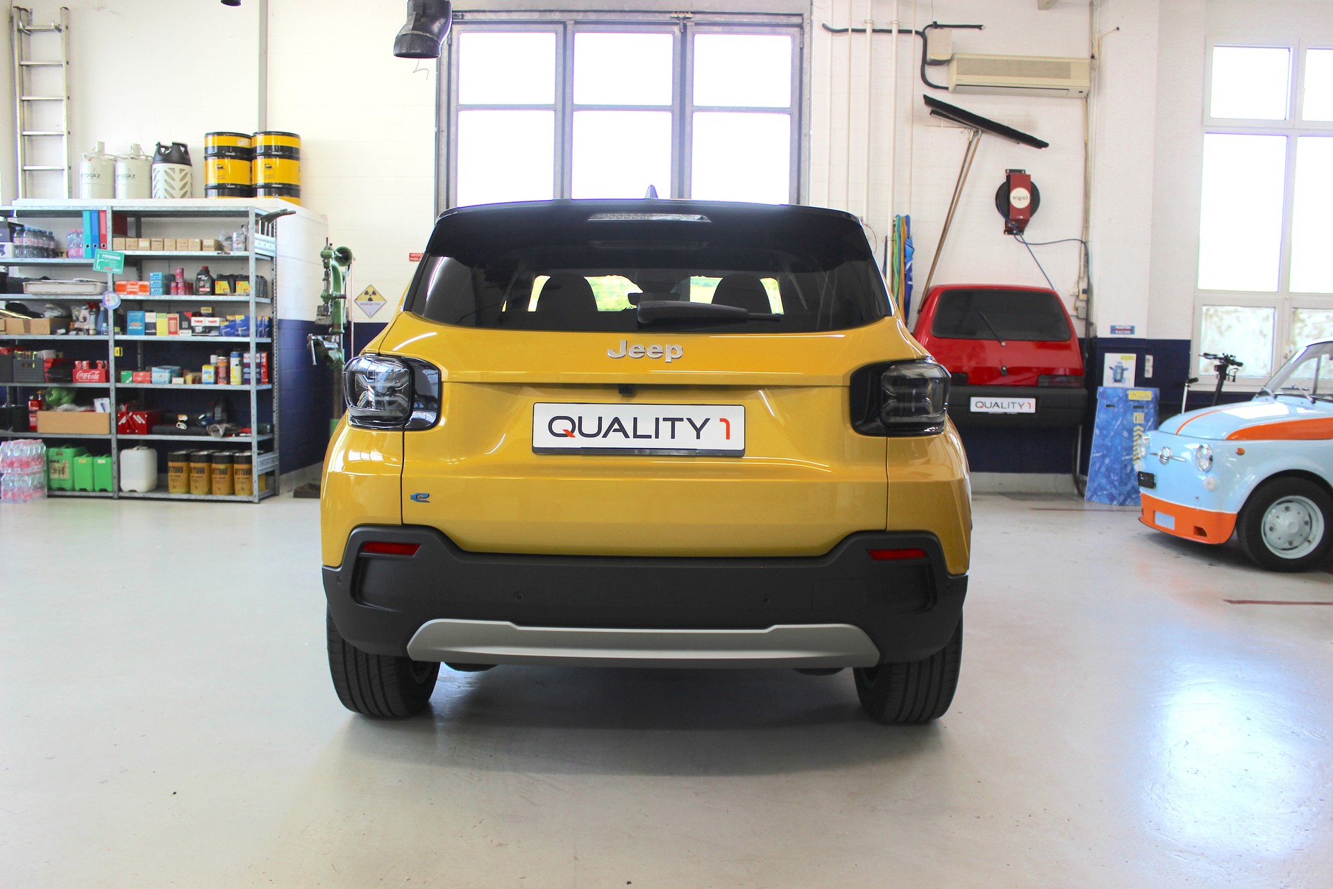JEEP Avenger 54kWh Summit Swiss 💥 Leder *Sitzheizung *360°Kamera *DAB+ *ADAS-Systeme *Frontscheibenheizung 💥 Lieferung möglich-image-5