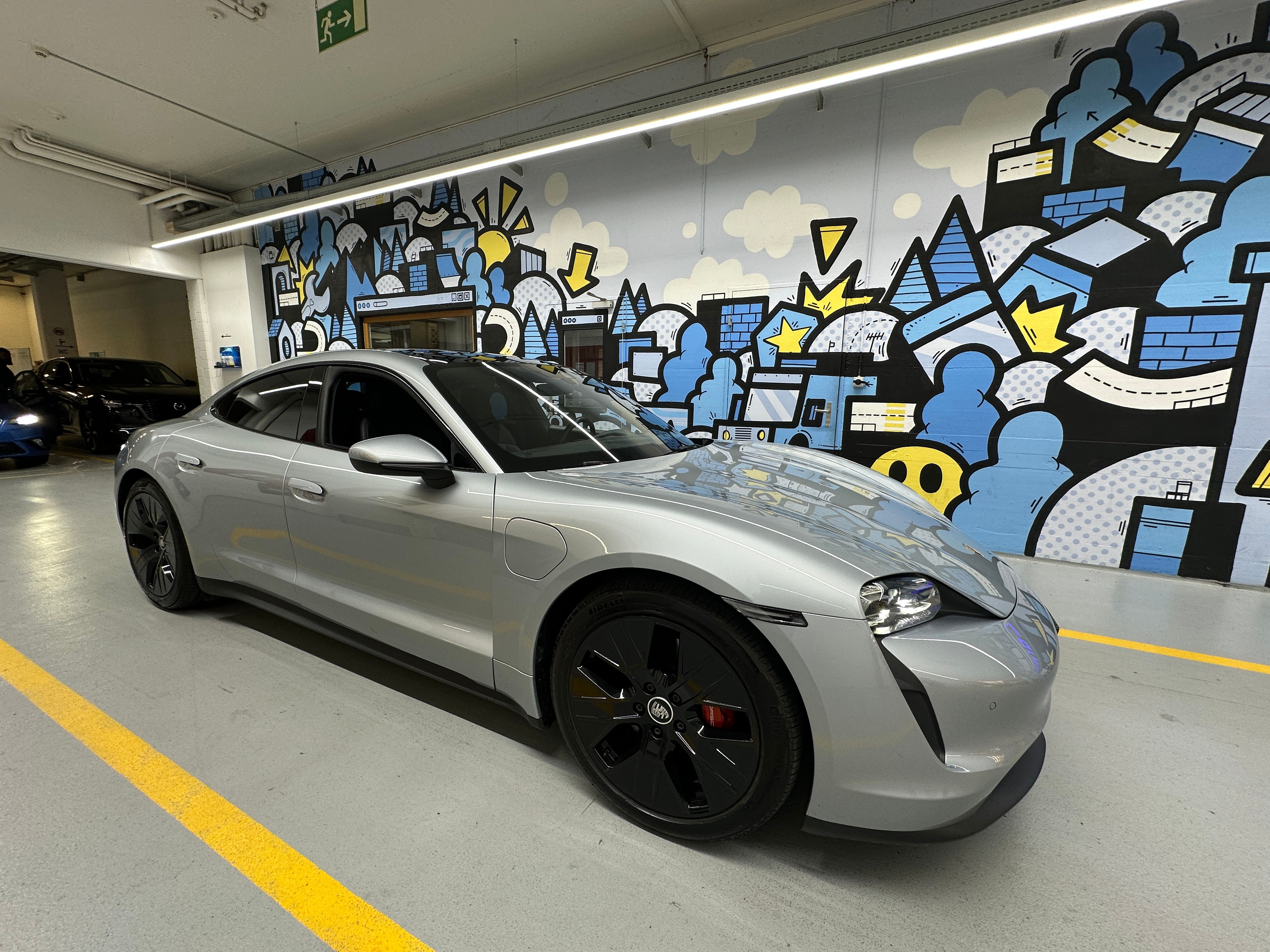 Car photo