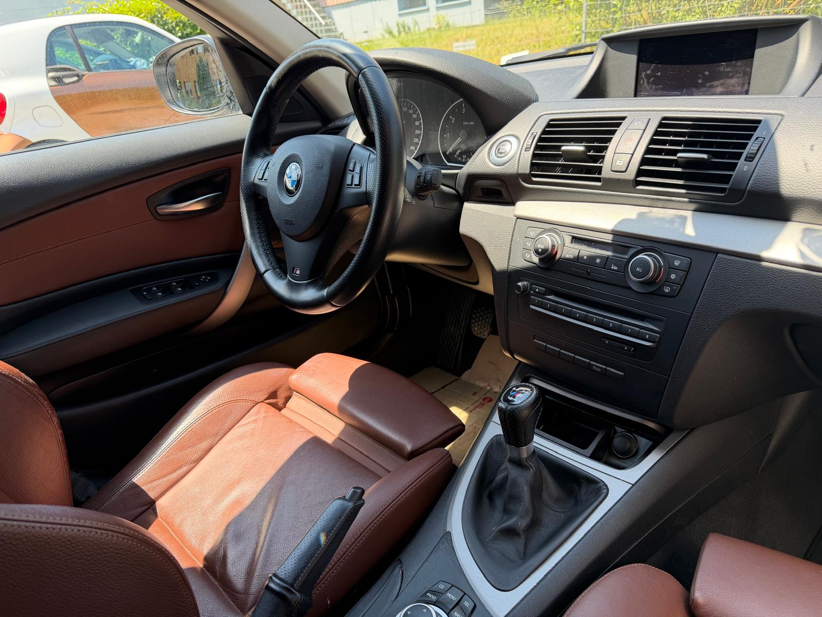 BMW 118-image-2