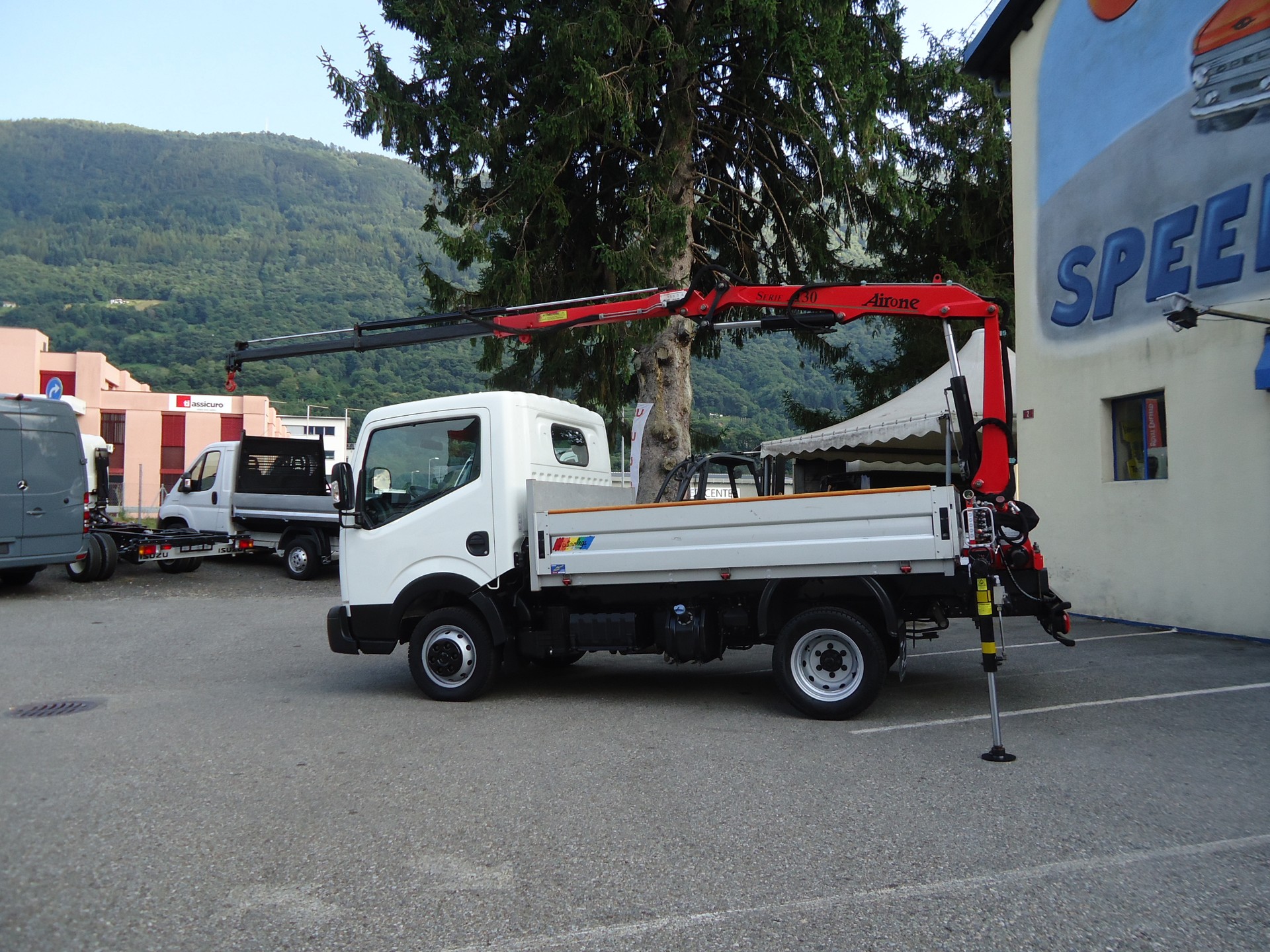 NISSAN NT400 35.13 L2 PRO - Ponte Fisso con Gru "AIRONE A30 S2 "-image-0