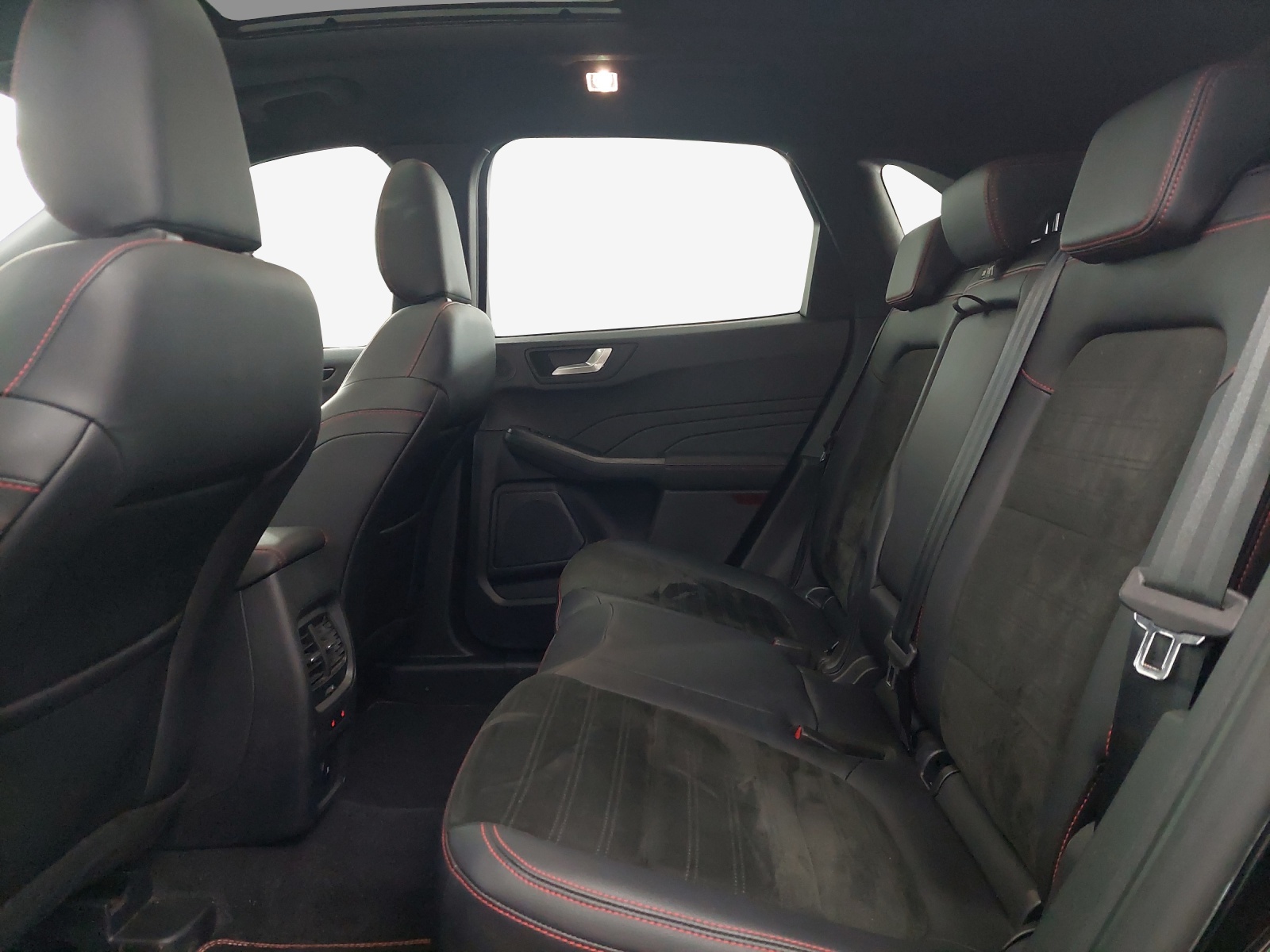 FORD Kuga 2.5 PHEV ST-Line X 2WD-image-11