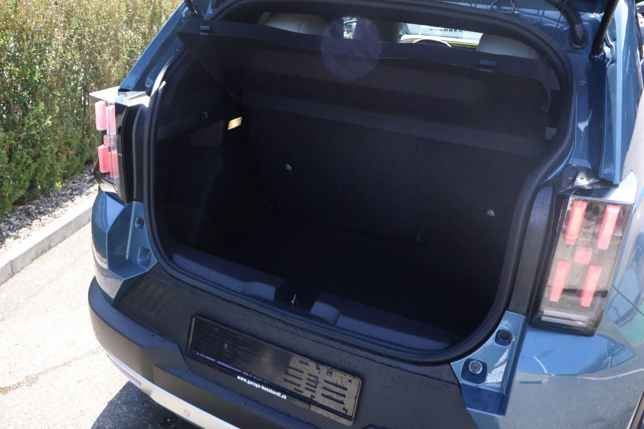 FIAT Grande Panda 1.2 Hybrid La Prima-image-4