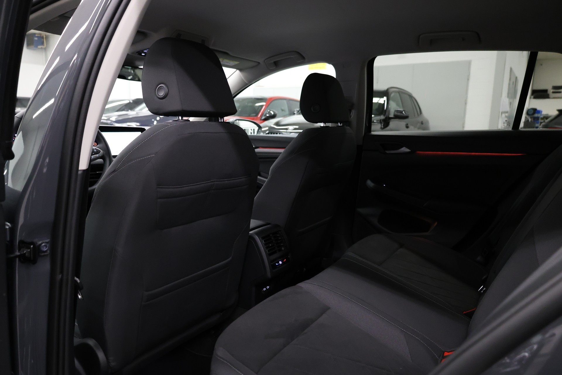 VW Golf VIII 1.4 TSI PHEV Style DSG-image-22