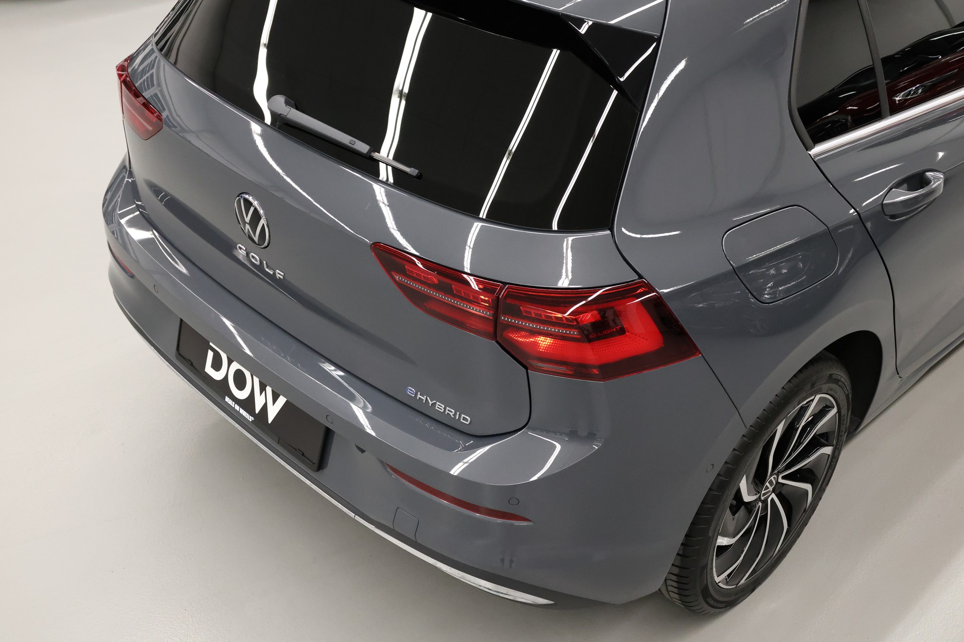 VW Golf VIII 1.4 TSI PHEV Style DSG-image-8