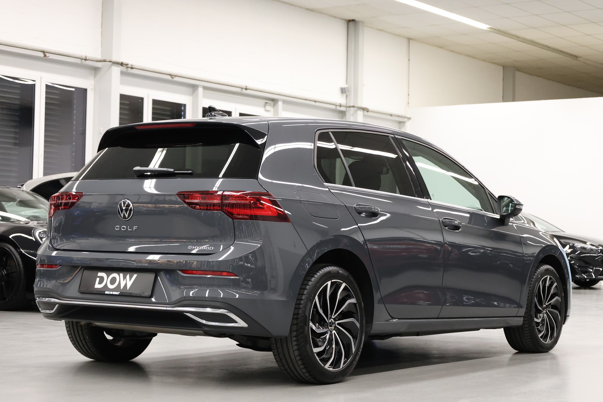 VW Golf VIII 1.4 TSI PHEV Style DSG-image-5