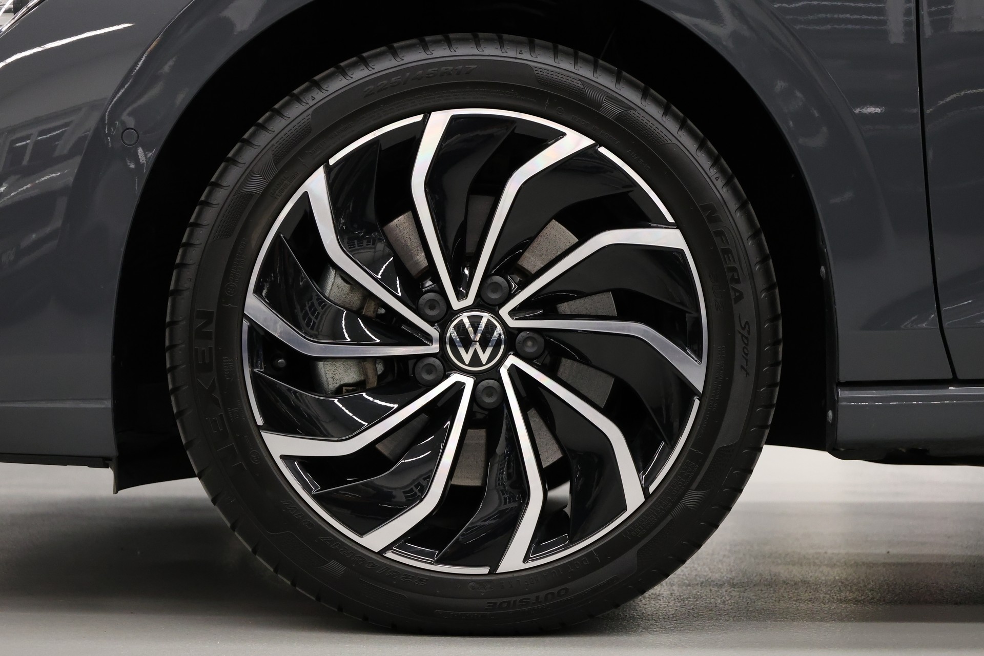 VW Golf VIII 1.4 TSI PHEV Style DSG-image-11