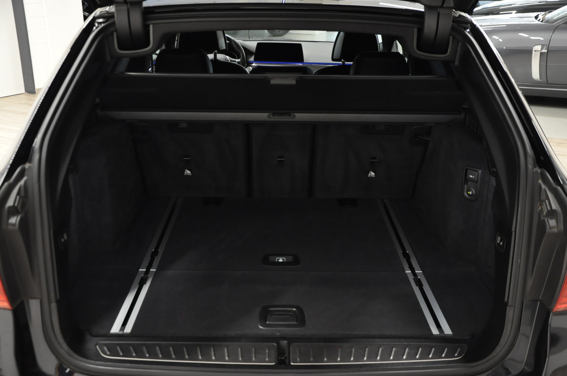 BMW-ALPINA B5 BiTurbo Touring 4.4 V8 xDrive Switch-Tronic-image-31