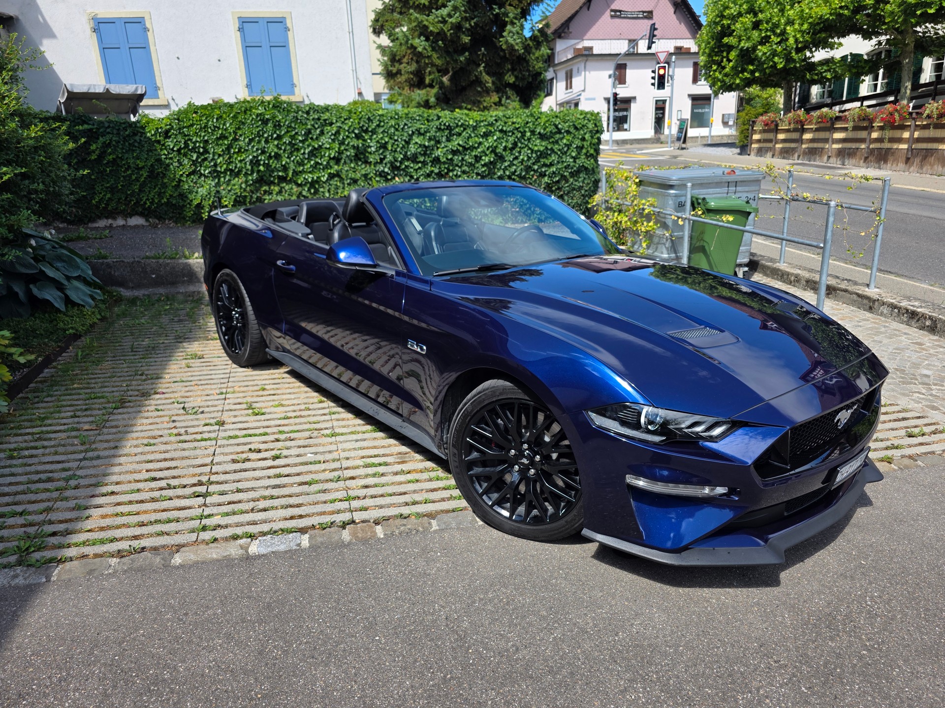 FORD Mustang Convertible 5.0 V8 GT Automat-image-8
