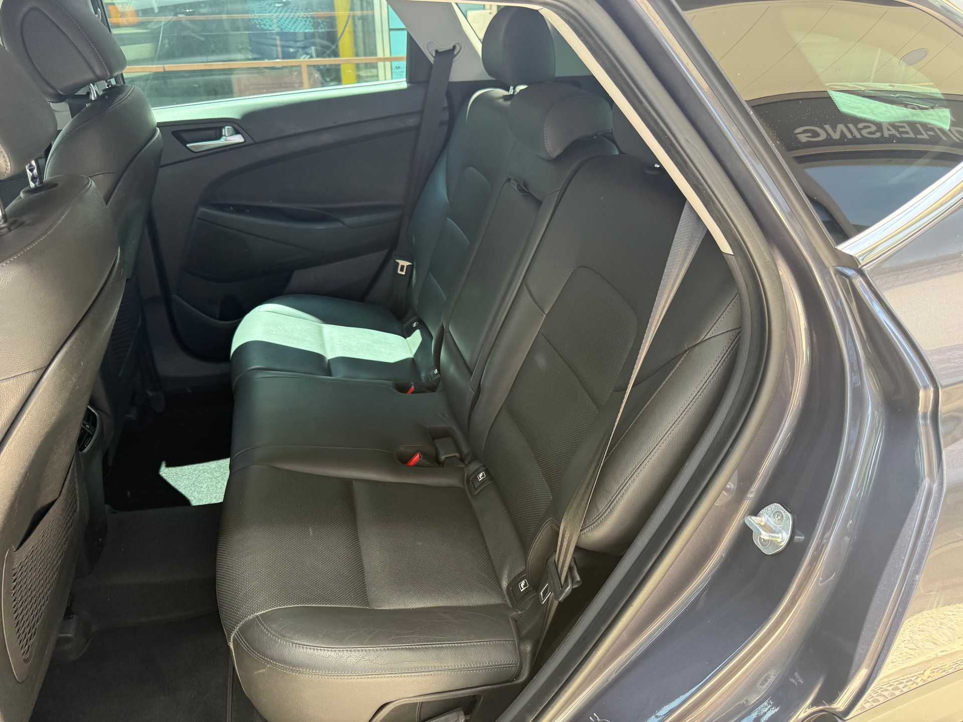 HYUNDAI Tucson 2.0 CRDI Vertex 4WD Automatic-image-8