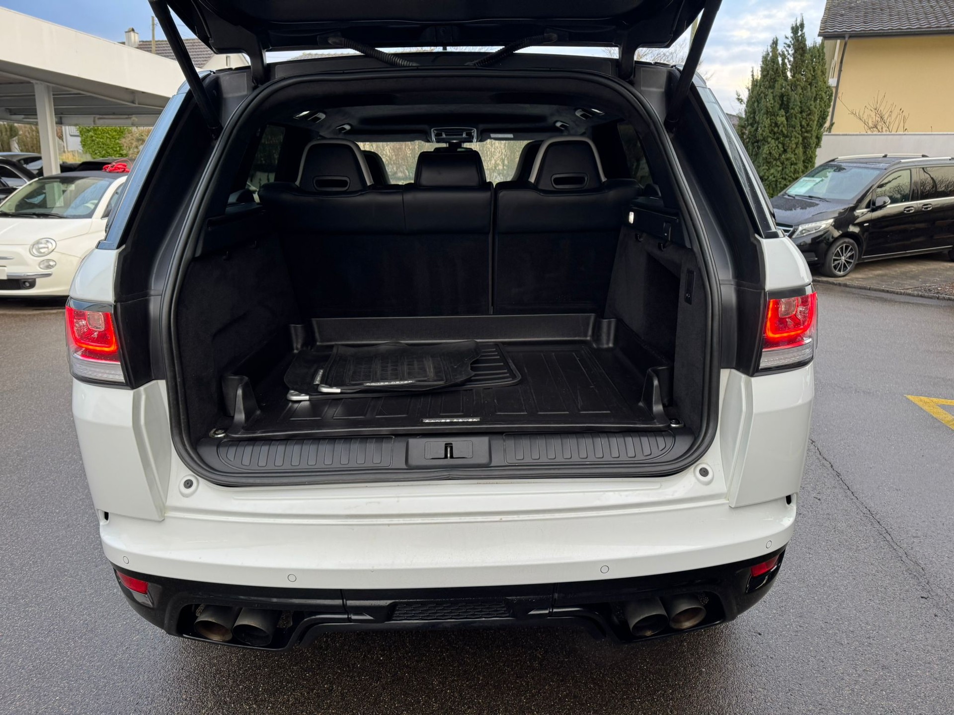 LAND ROVER Range Rover Sport 5.0 V8 SVR-image-7