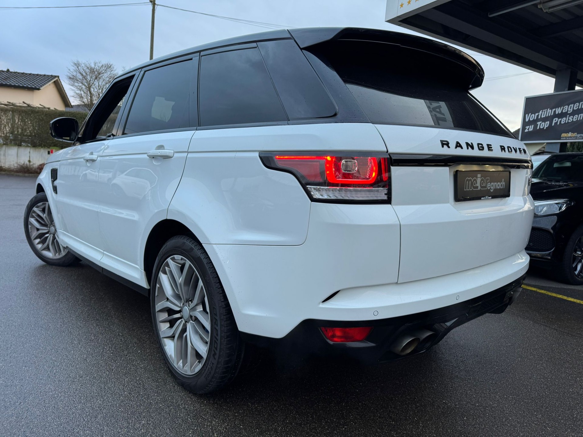 LAND ROVER Range Rover Sport 5.0 V8 SVR-image-5