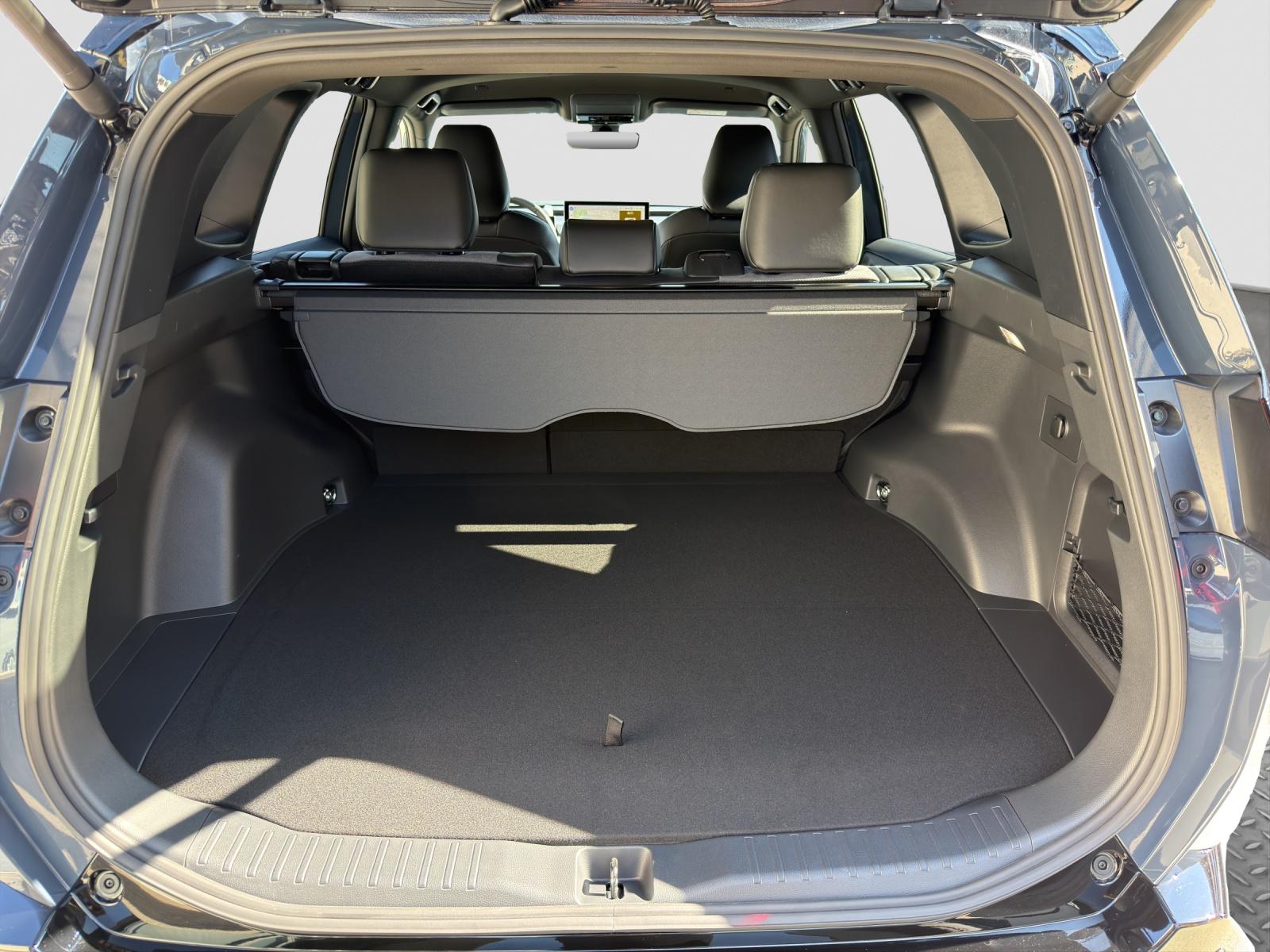 TOYOTA RAV4 2.5 Plug-In-Hybrid Style-image-9