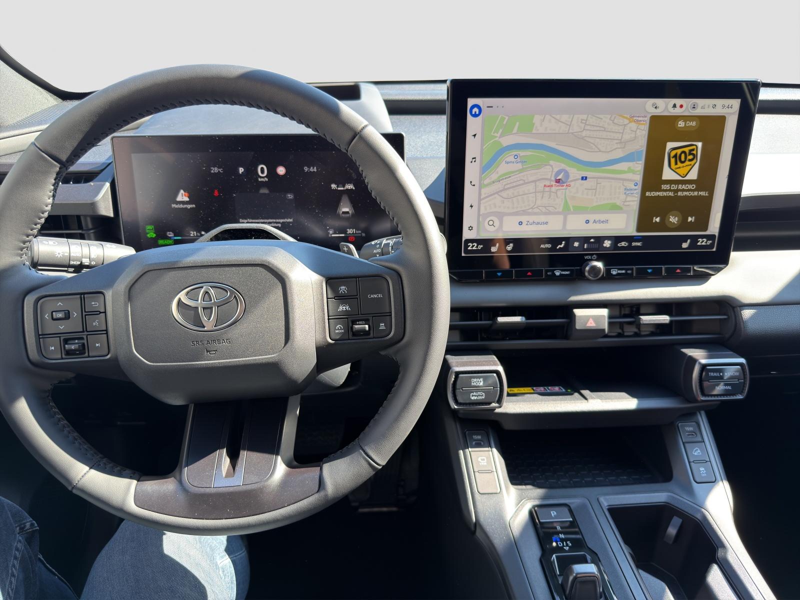 TOYOTA RAV4 2.5 Plug-In-Hybrid Style-image-10