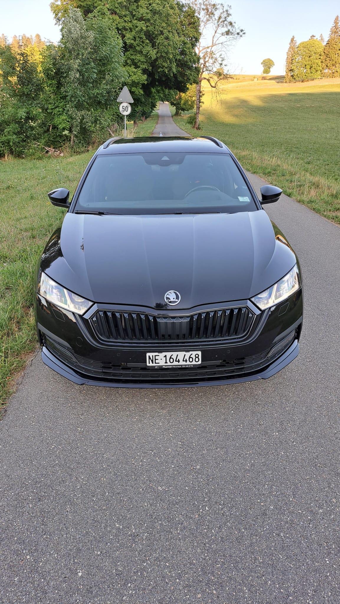 SKODA Octavia Combi 2.0 TDI DSG SportLine 4x4-image-3