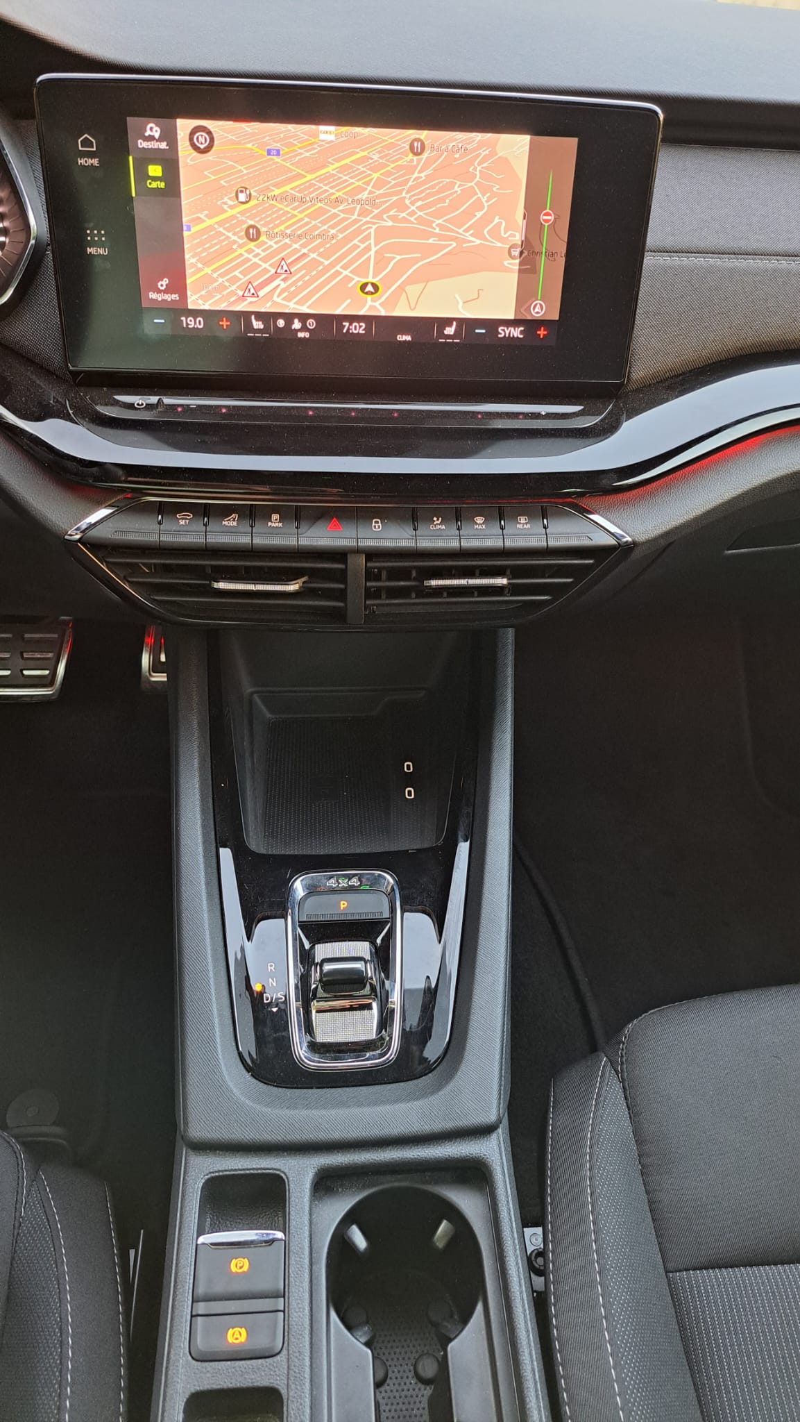 SKODA Octavia Combi 2.0 TDI DSG SportLine 4x4-image-7