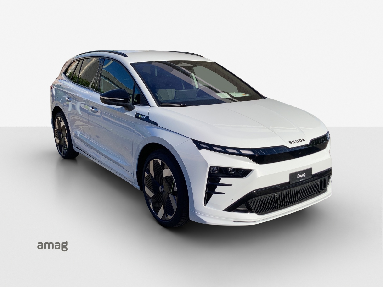 SKODA Enyaq 4x4 RS-image-5