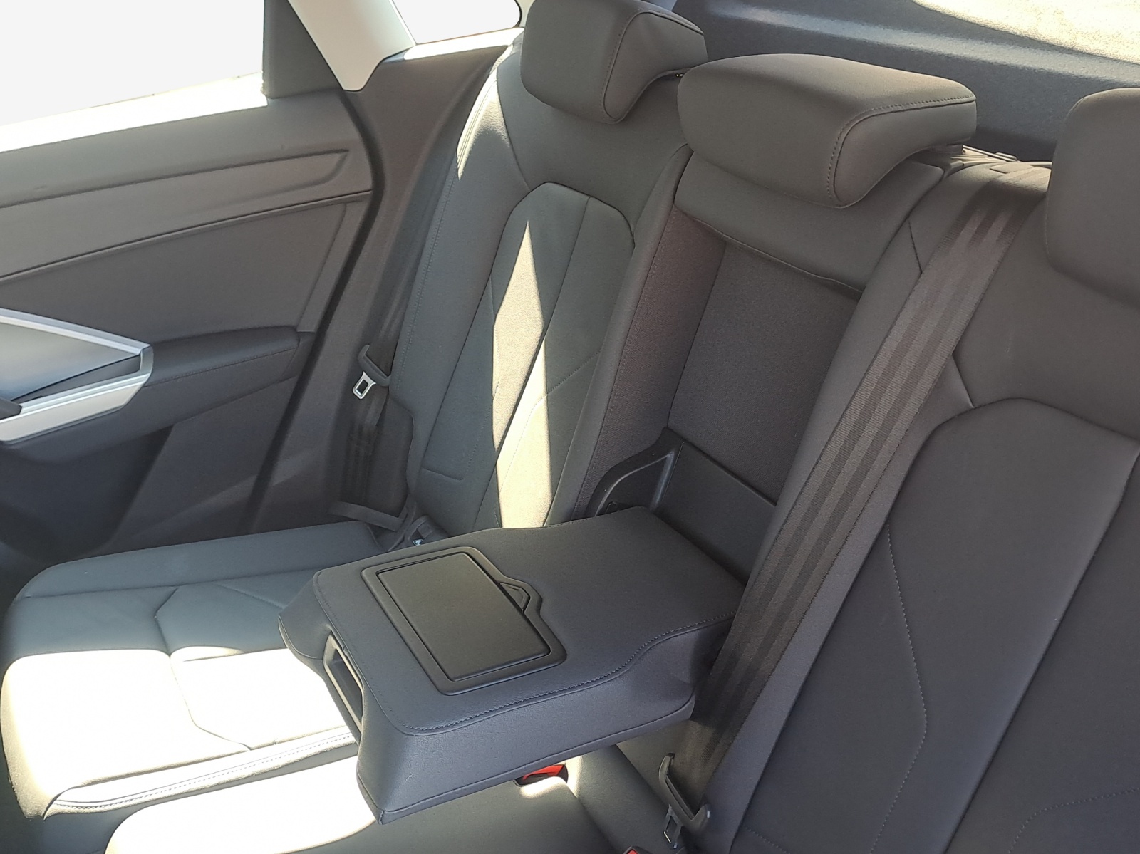 AUDI Q3 35 TFSI advanced Attraction S-tronic-image-11