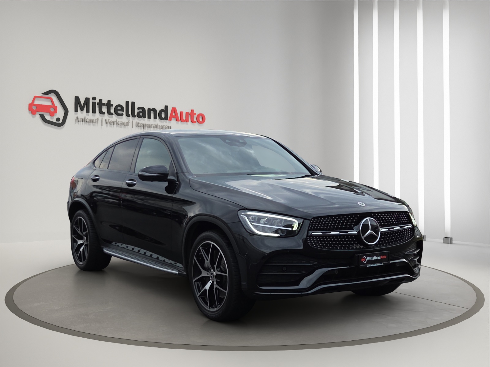 MERCEDES-BENZ GLC Coupé 300 AMG Line 4Matic 9G-Tronic-image-2