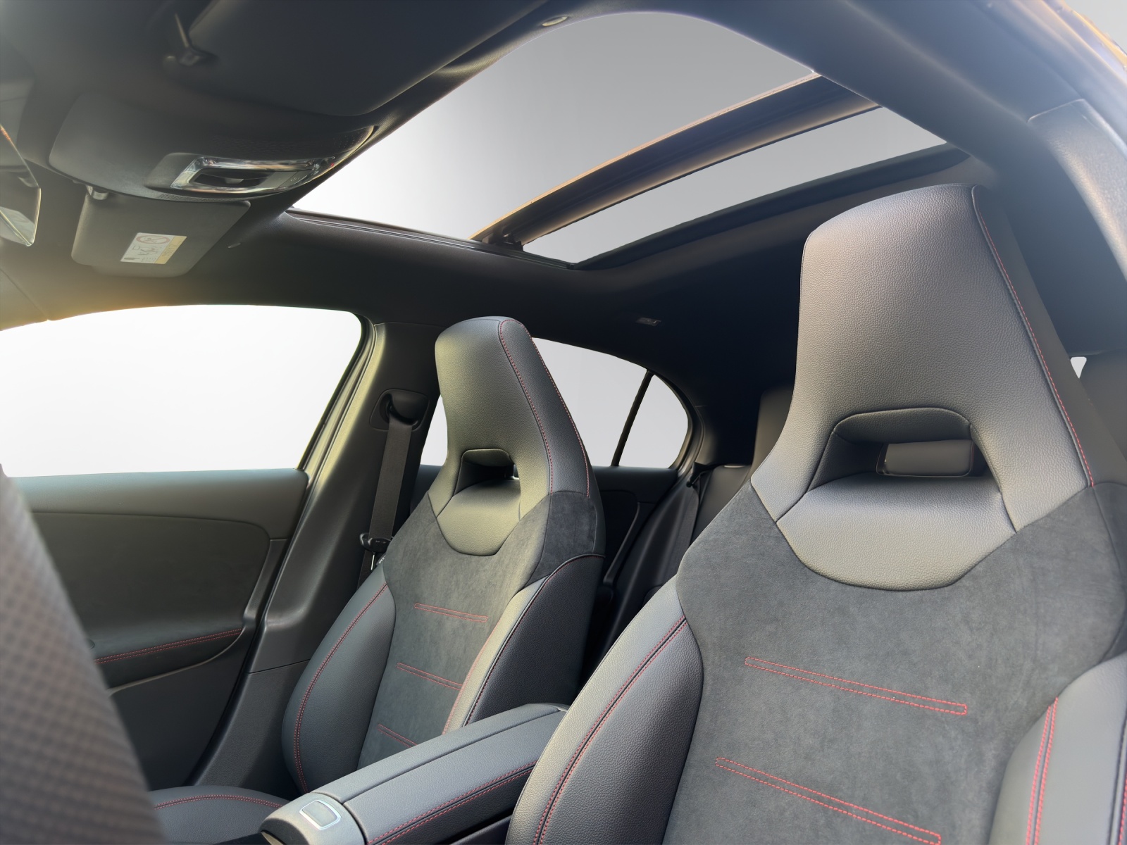 MERCEDES-BENZ A 250 4Matic 8G-DCT-image-9