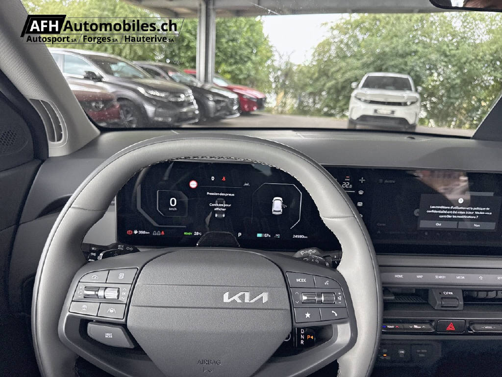KIA EV3 81 kWh Earth-image-11