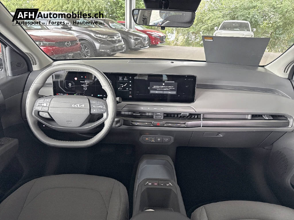 KIA EV3 81 kWh Earth-image-9
