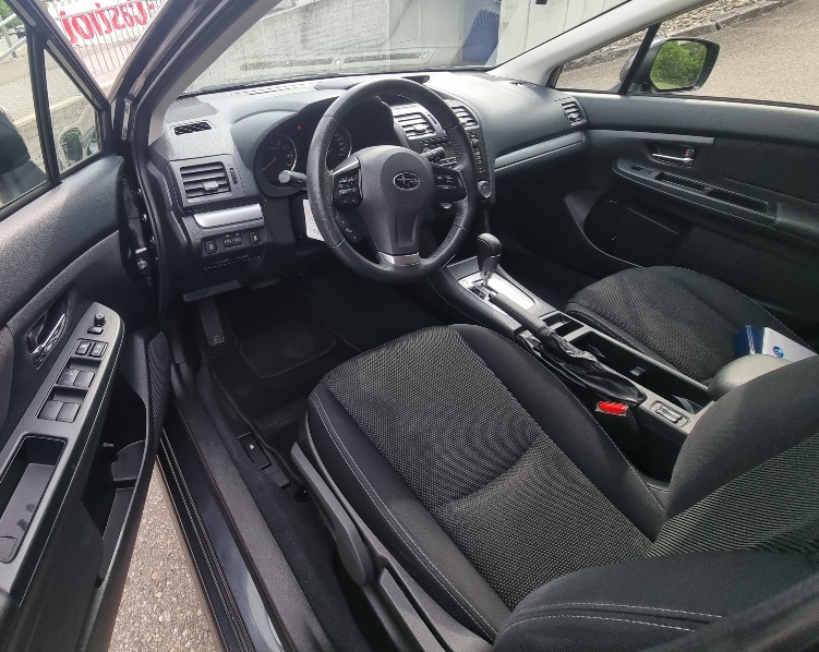 SUBARU XV 2.0 Swiss Two AWD CVT-image-9