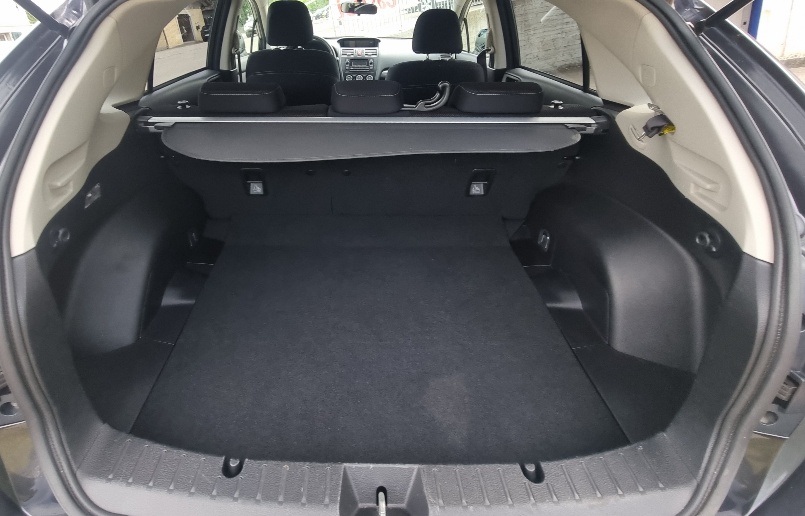 SUBARU XV 2.0 Swiss Two AWD CVT-image-7
