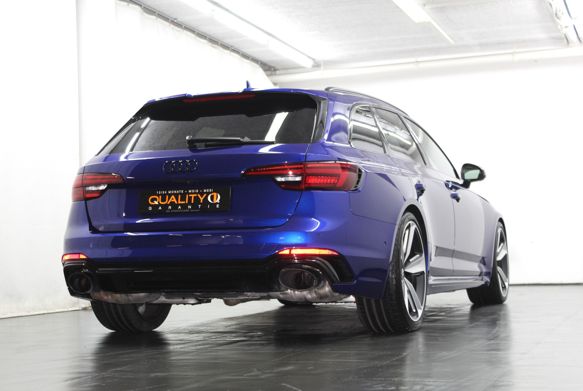 AUDI RS4 Avant 2.9 TFSI quattro tiptronic ABT Edition 510 / Sonderlackierung San Marino Blau / ohne OPF / CH-Fahrzeug-image-6