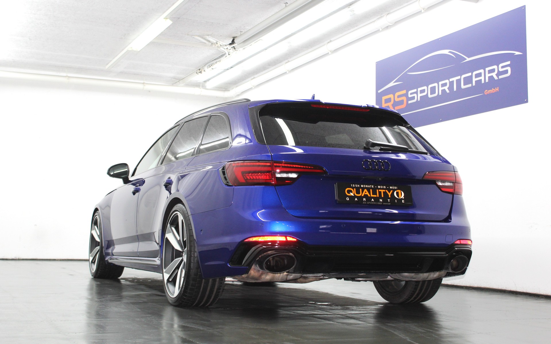 AUDI RS4 Avant 2.9 TFSI quattro tiptronic ABT Edition 510 / Sonderlackierung San Marino Blau / ohne OPF / CH-Fahrzeug-image-4