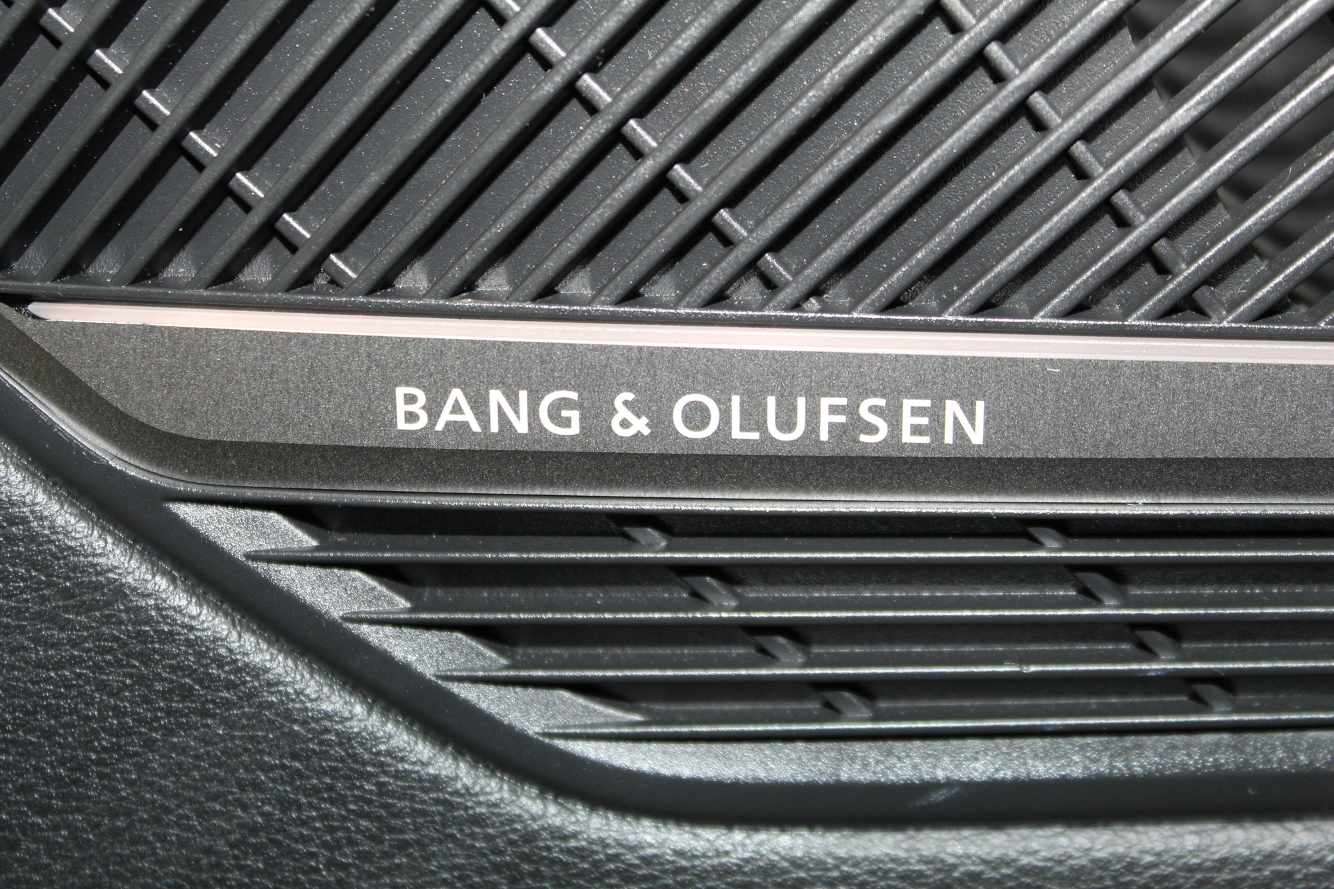 AUDI RS4 Avant 2.9 TFSI quattro tiptronic ABT Edition 510 / Sonderlackierung San Marino Blau / ohne OPF / CH-Fahrzeug-image-21
