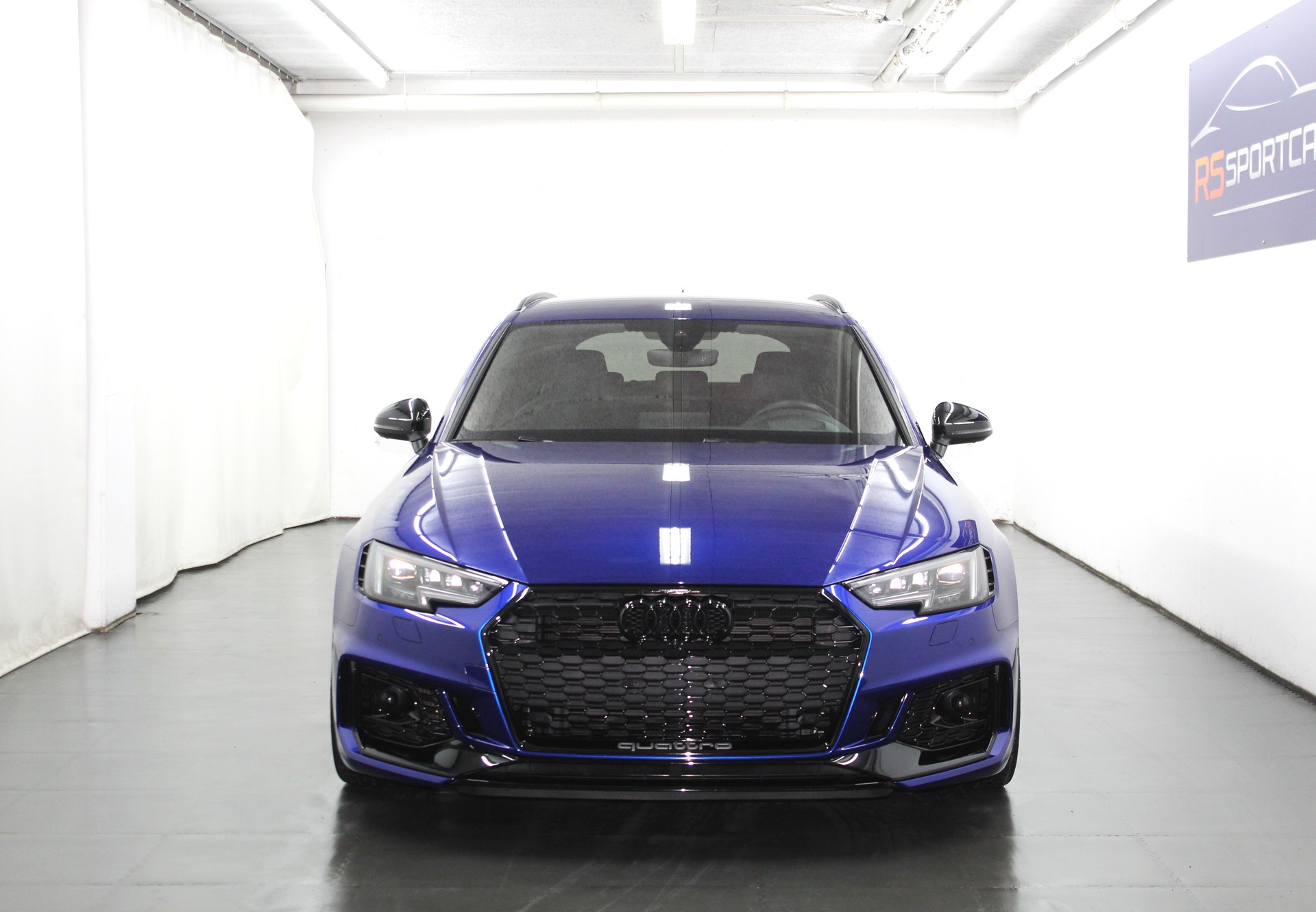 AUDI RS4 Avant 2.9 TFSI quattro tiptronic ABT Edition 510 / Sonderlackierung San Marino Blau / ohne OPF / CH-Fahrzeug-image-2
