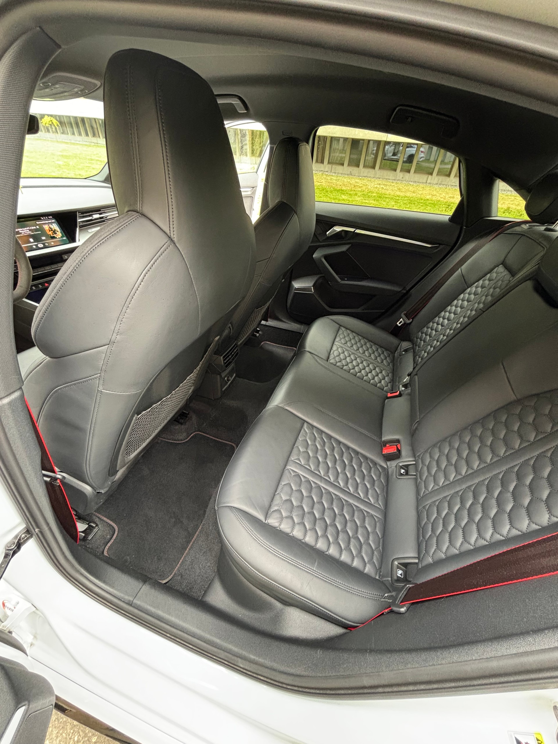 AUDI 2.5 TFSI quattro S-Tronic-image-5