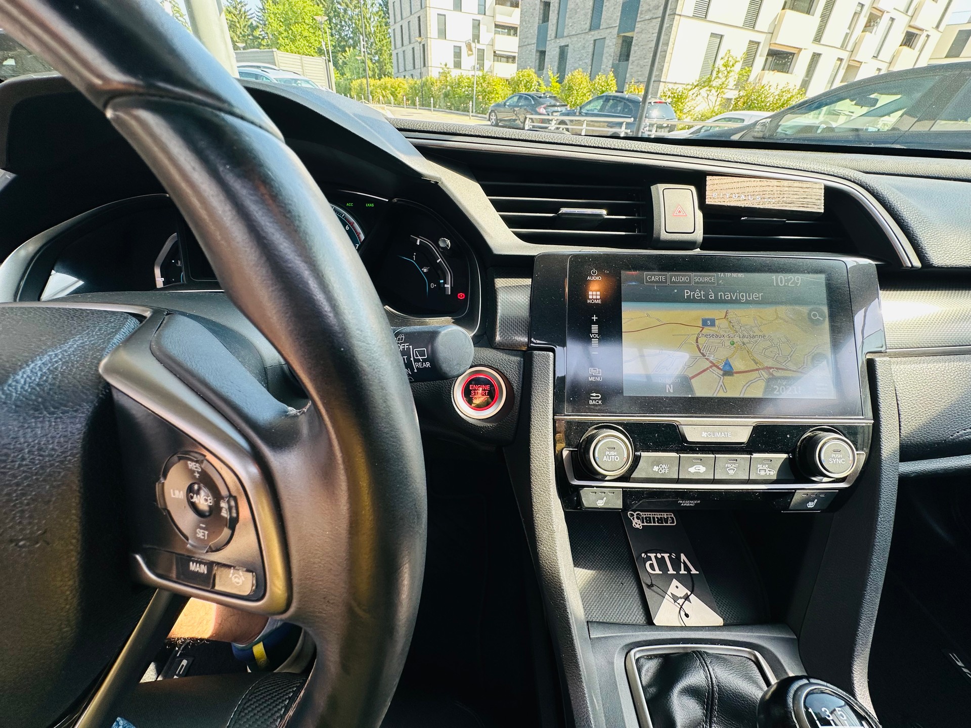 HONDA Civic 1.0 VTEC Executive-image-13
