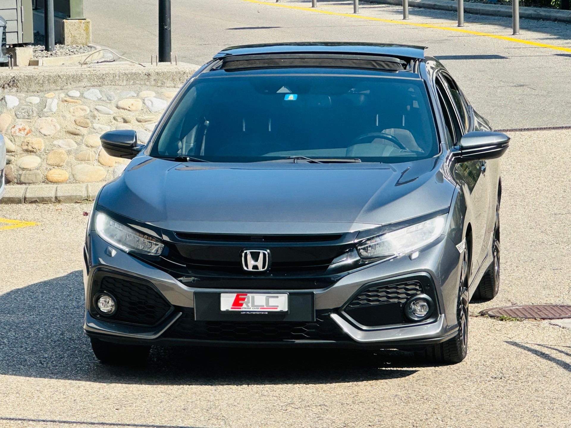 HONDA Civic 1.0 VTEC Executive-image-4